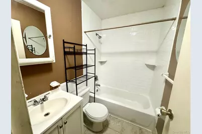 30 Kiowa Court #K30, Coram, NY 11727 - Photo 4