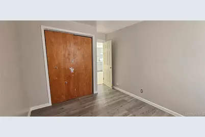 82-03 Myrtle Avenue, Glendale, NY 11385 - Photo 16