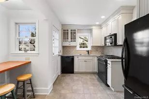 1 Winslow Cir, Tuckahoe, NY 10707 - Photo 12