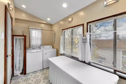 10 Royce Ave, Middletown, NY 10940 - Photo 22