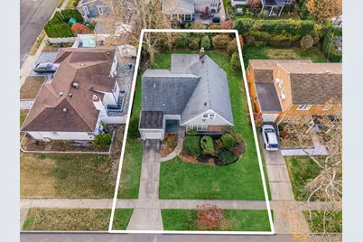 78 Patton Boulevard, New Hyde Park, NY 11040 - Photo 12