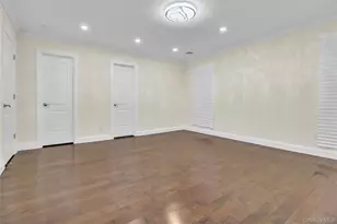 858 Prescott St, Valley Stream, NY 11580 - Photo 28