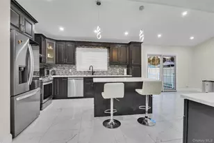 858 Prescott St, Valley Stream, NY 11580 - Photo 12