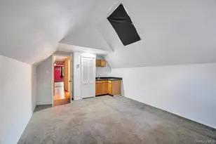 154 Woodland Ave, Central Islip, NY 11722 - Photo 24