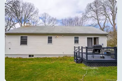 40 Kyle Road, Hampton Bays, NY 11946 - Photo 4