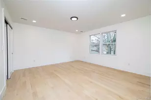 1680 Cornelius Ave, Wantagh, NY 11793 - Photo 20