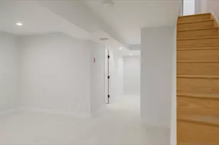 1379 East 93, Brooklyn, NY 11236 - Photo 8