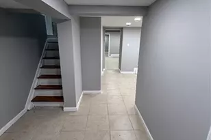 60 Gotham Ave, Elmont, NY 11003 - Photo 24