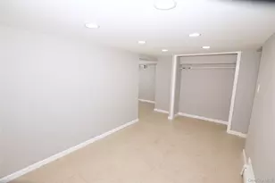 60 Gotham Ave, Elmont, NY 11003 - Photo 26