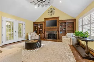 6 Maureen Dr, Mount Sinai, NY 11766 - Photo 4