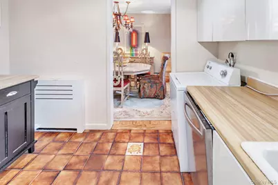 200 S Middle Neck Road #J-6, Great Neck, NY 11021 - Photo 10