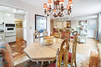 200 S Middle Neck Road #J-6, Great Neck, NY 11021 - Photo 8