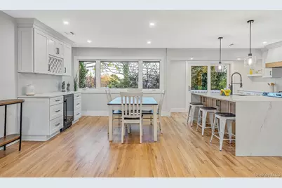 64 Hedgerow Lane, Jericho, NY 11753 - Photo 12