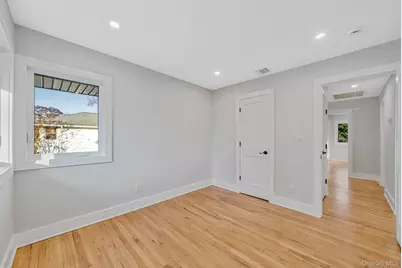 64 Hedgerow Lane, Jericho, NY 11753 - Photo 30