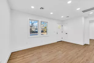 9 Lewis St, Riverhead, NY 11901 - Photo 10