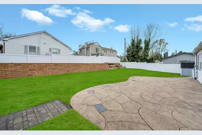 2 Tulip Grove Drive, Lake Grove, NY 11755 - Photo 10