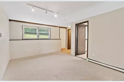 10 Brooker Drive, Newburgh, NY 12550 - Photo 16