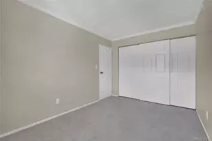 75 Artist Lake Dr, Middle Island, NY 11953 - Photo 10