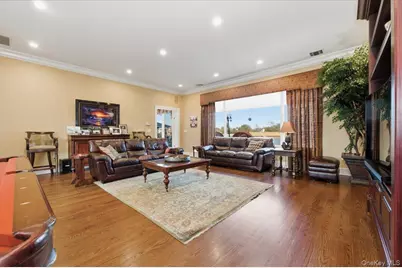 165 Peninsula Drive, Babylon, NY 11702 - Photo 8