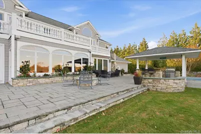 165 Peninsula Drive, Babylon, NY 11702 - Photo 30