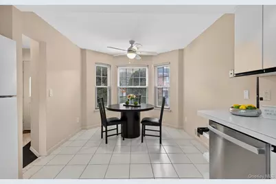 105 Glen Way, Syosset, NY 11791 - Photo 6