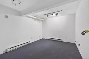 105 Glen Wy, Syosset, NY 11791 - Photo 24