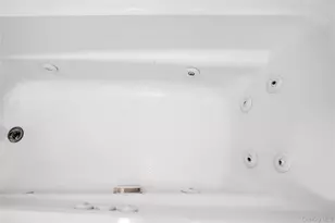 46 Crown St, Deer Park, NY 11729 - Photo 12