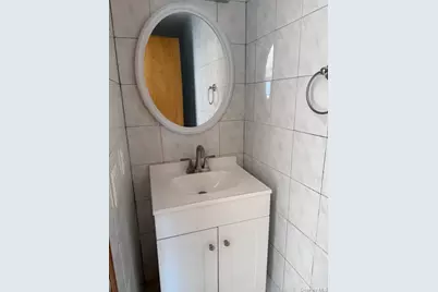 60 Cloverdale Avenue, White Plains, NY 10603 - Photo 18