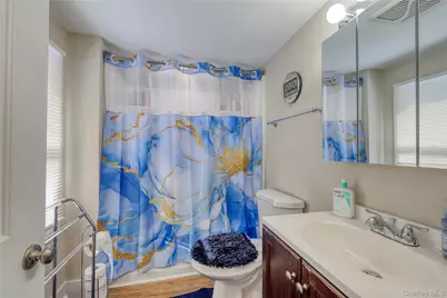 19 Nevins Street, Ulster Park, NY 12428 - Photo 8