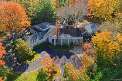 7 Pin Oak Court, Old Brookville, NY 11545 - Photo 2