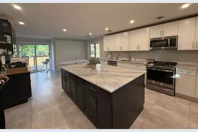 24 S Parker Drive, Monsey, NY 10952 - Photo 4