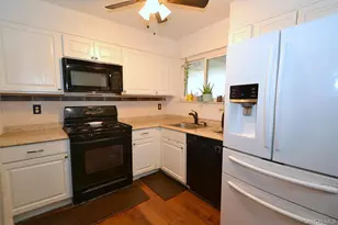 123 Feller Dr, Central Islip, NY 11722 - Photo 4