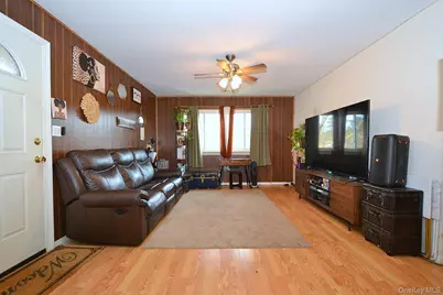 123 Feller Drive, Central Islip, NY 11722 - Photo 8