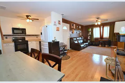 123 Feller Drive, Central Islip, NY 11722 - Photo 6