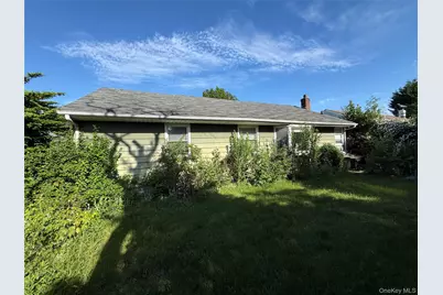 2582 Oceanside Road, Oceanside, NY 11572 - Photo 12