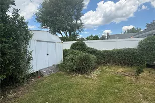 2582 Oceanside Rd, Oceanside, NY 11572 - Photo 18