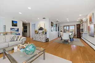 31 Regent Dr, Long Beach, NY 11561 - Photo 4