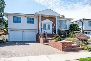 31 Regent Dr, Long Beach, NY 11561 - Photo 2