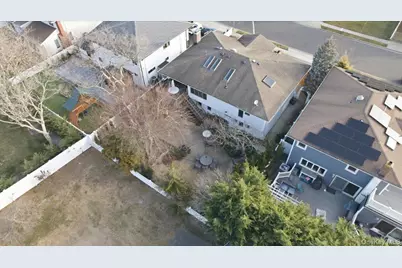 31 Regent Drive, Long Beach, NY 11561 - Photo 34