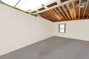 92 E John St, Lindenhurst, NY 11757 - Photo 22