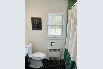 35 Mott Lane, Brookhaven, NY 11719 - Photo 8
