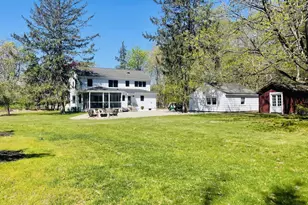 35 Mott Ln, Brookhaven, NY 11719 - Photo 2