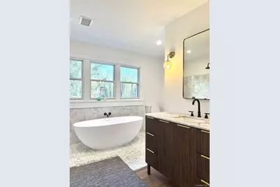 35 Mott Lane, Brookhaven, NY 11719 - Photo 18