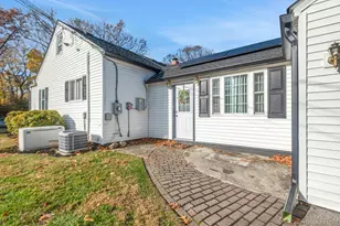 11 Sunset Dr, New Windsor, NY 12553 - Photo 6