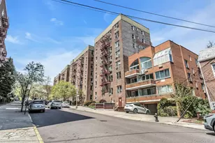 67-25 Clyde St, Forest Hills, NY 11375 - Photo 2