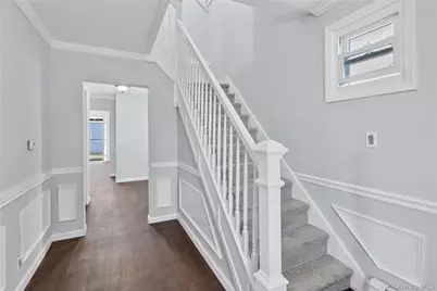 81 Fairground Avenue, Huntington Station, NY 11746 - Photo 4