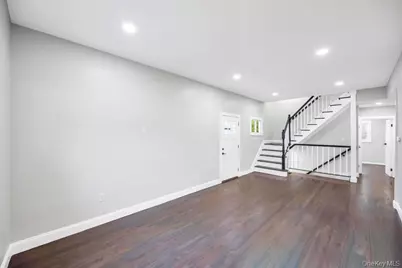 15 Duane Drive, Ronkonkoma, NY 11779 - Photo 10