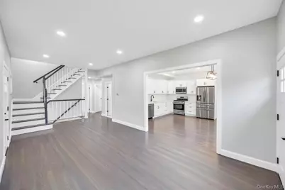 15 Duane Drive, Ronkonkoma, NY 11779 - Photo 8