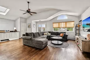 318 E Olive St, Long Beach, NY 11561 - Photo 2