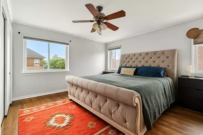318 E Olive Street #Upper, Long Beach, NY 11561 - Photo 6